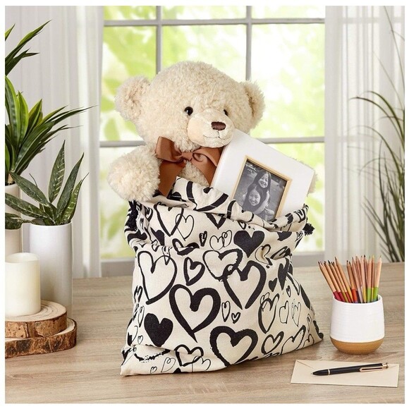 Hallmark 20" Large Canvas Bag with Drawstring (Cream w/Black Hearts) Valentines - Picture 2 of 8